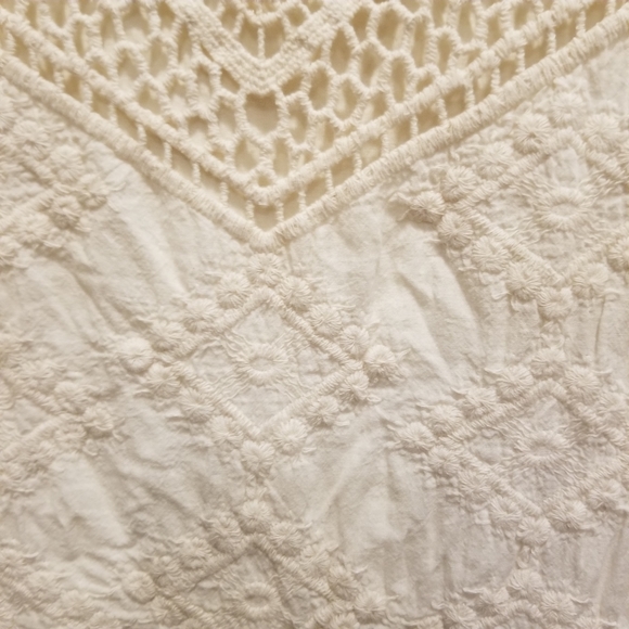 Democracy Boho Style Women's Embroidered Top - Picture 6 of 9